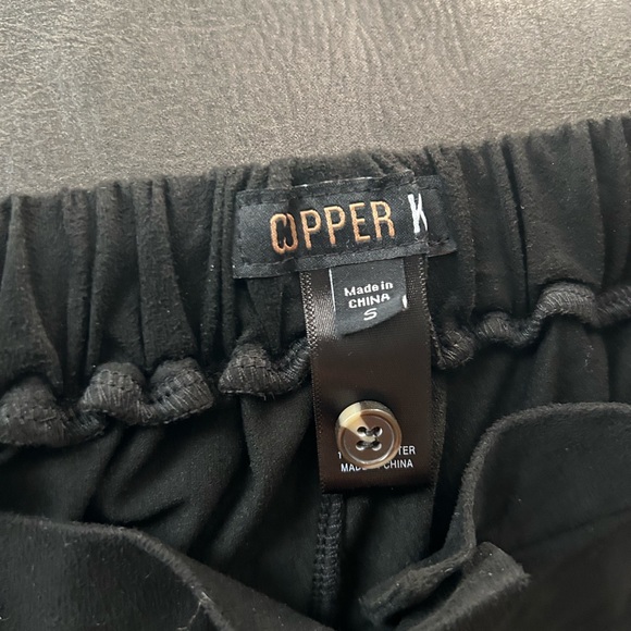 Black Velvet Mini Skirt - Picture 2 of 2